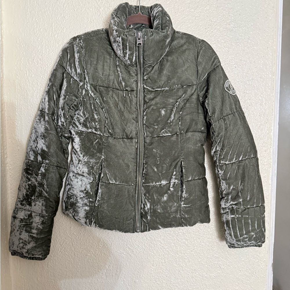 Abercrombie & Fitch women’s Olive velvet lined Puffer Jacket Size S